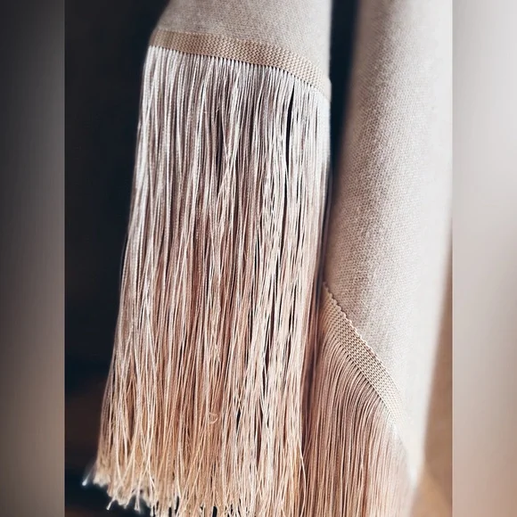 Free People Fringy Poncho S NWT Tan CreamLuxe Boho Winter Layer